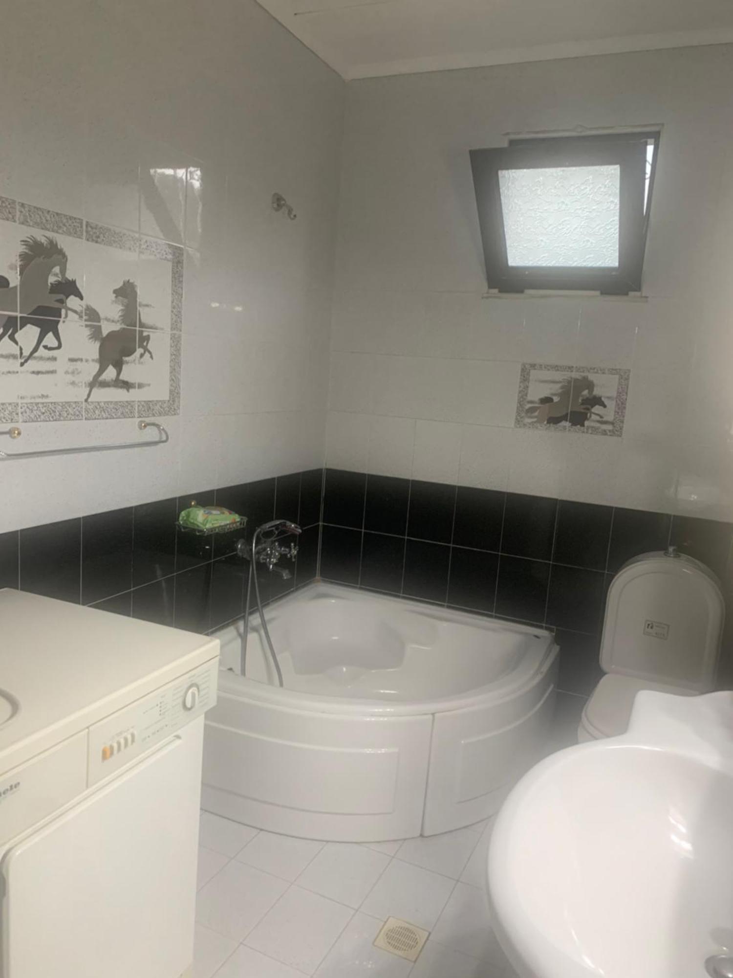 アイイ・テオドリ Krista'S Houseヴィラ エクステリア 写真